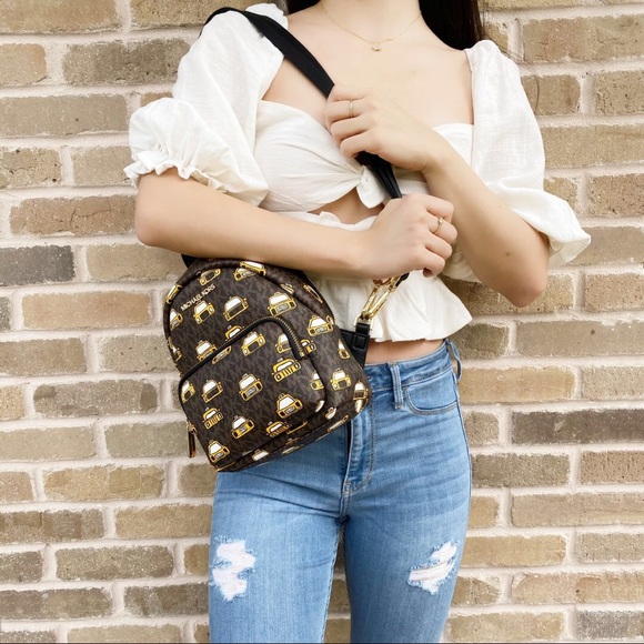 NWT Michael Kors Convertible Backpack & Cardholder - Picture 6 of 8